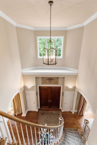 6 Witherbee Ln, Southborough, MA 01772