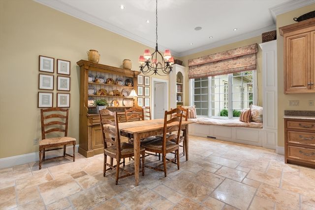 6 Witherbee Ln, Southborough, MA 01772