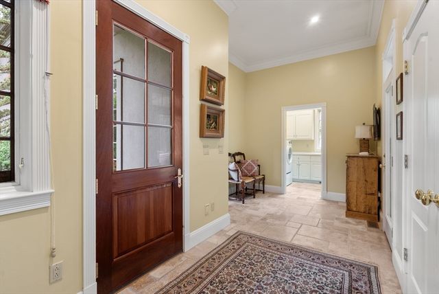 6 Witherbee Ln, Southborough, MA 01772