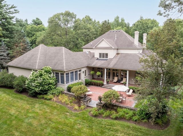6 Witherbee Ln, Southborough, MA 01772