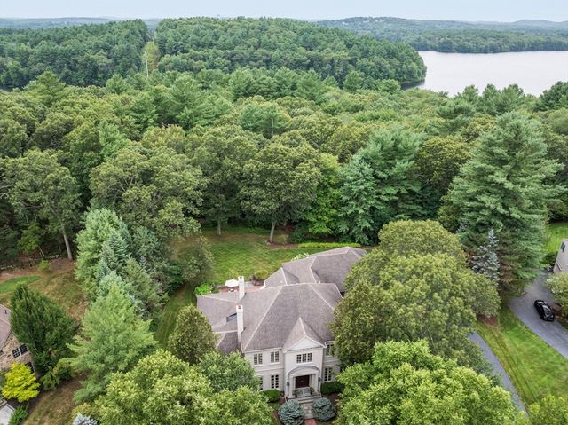 6 Witherbee Ln, Southborough, MA 01772