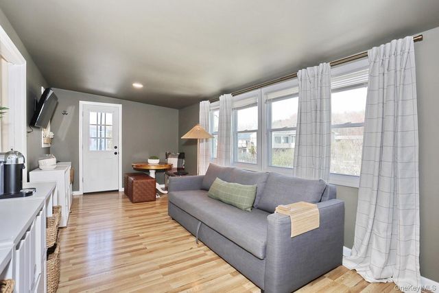 27 Eastlake Drive, Thiells, NY 10984