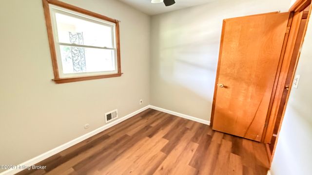2522 Adrienne Way, Louisville, KY 40216