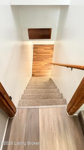 2522 Adrienne Way, Louisville, KY 40216