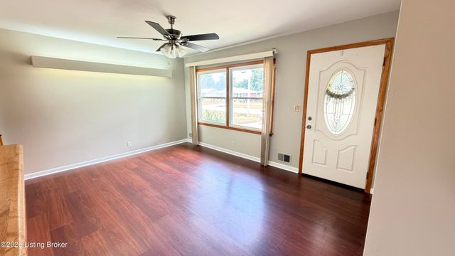 2522 Adrienne Way, Louisville, KY 40216