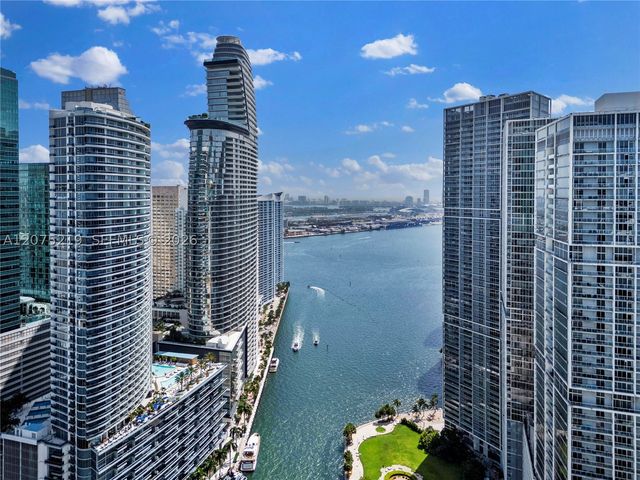 77 SE 5th 2115, Miami, FL 33131