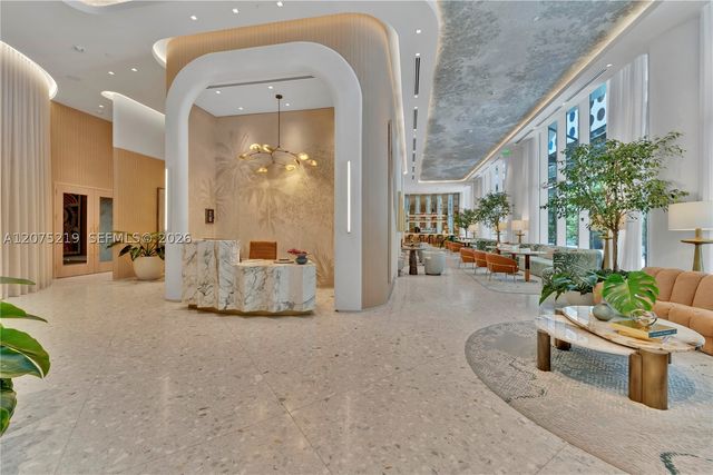 77 SE 5th 2115, Miami, FL 33131