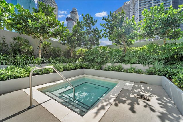 77 SE 5th 2115, Miami, FL 33131
