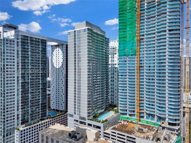 77 SE 5th 2115, Miami, FL 33131