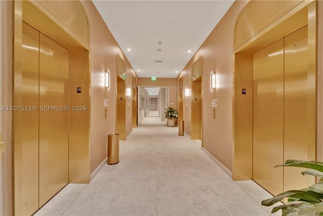77 SE 5th 2115, Miami, FL 33131