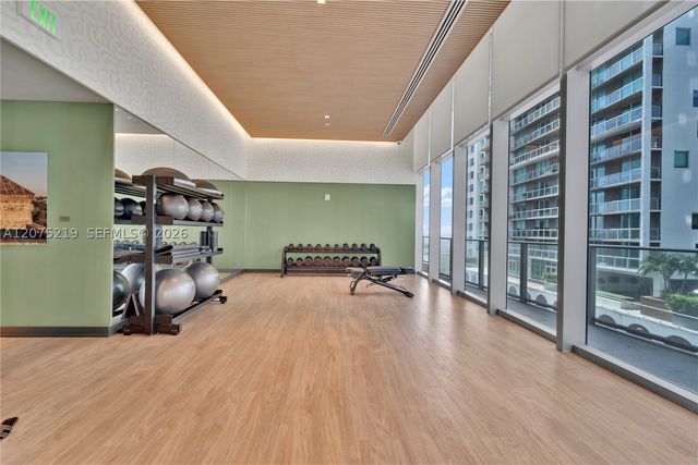 77 SE 5th 2115, Miami, FL 33131