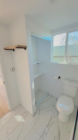 1805 Vernon Ave, Modesto, CA 95351