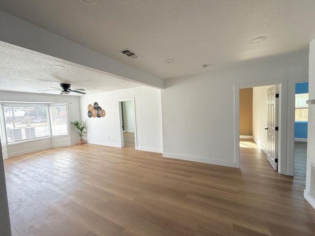 1805 Vernon Ave, Modesto, CA 95351