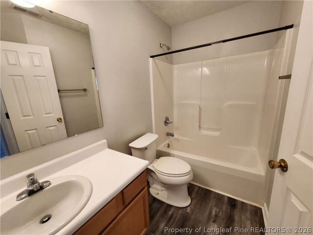 1549 LAUREL OAK Drive, Fayetteville, NC 28314