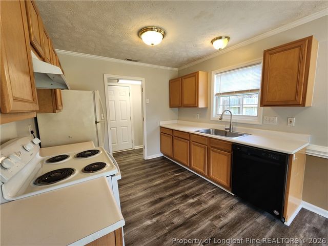 1549 LAUREL OAK Drive, Fayetteville, NC 28314