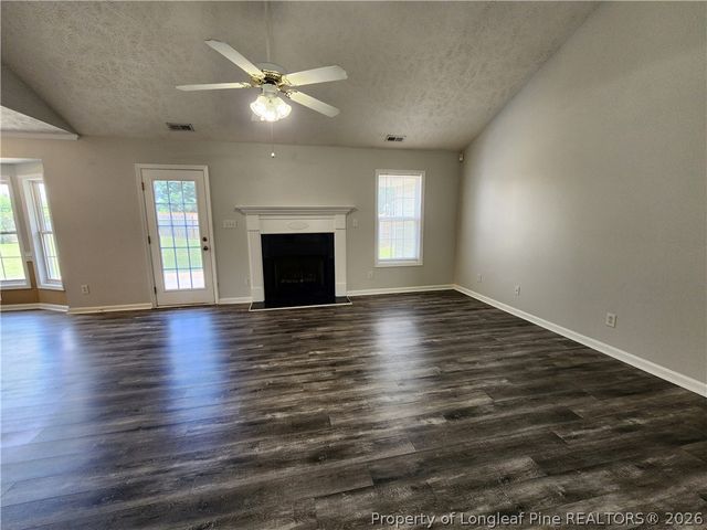 1549 LAUREL OAK Drive, Fayetteville, NC 28314