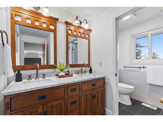 10793 Se 95TH Ct, Happy Valley, OR 97086