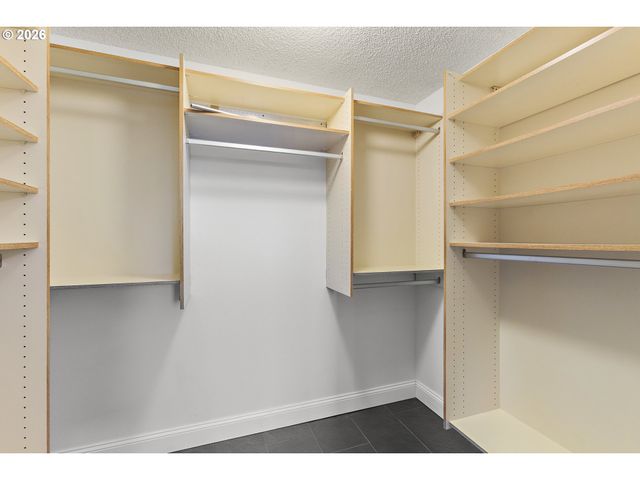 10793 Se 95TH Ct, Happy Valley, OR 97086