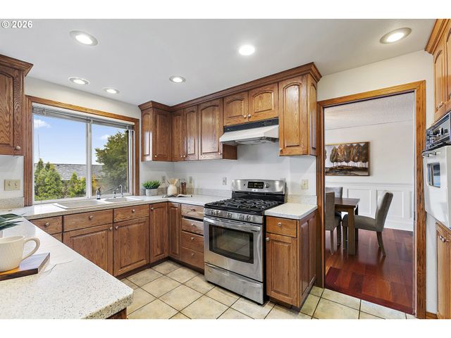 10793 Se 95TH Ct, Happy Valley, OR 97086