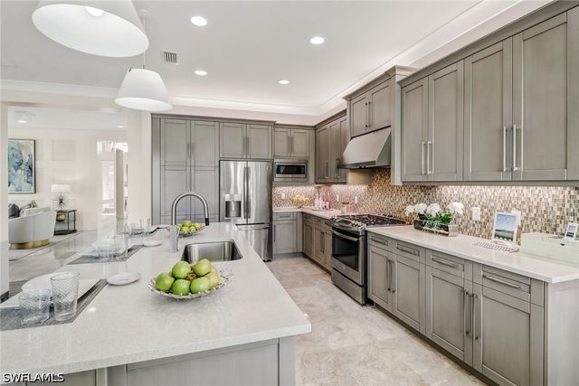 28365 Turin CT, Bonita Springs, FL 34135