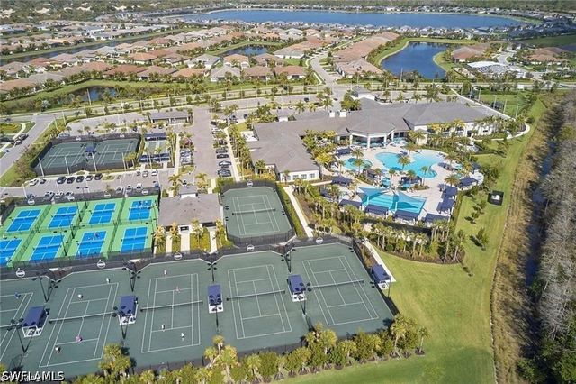 28365 Turin CT, Bonita Springs, FL 34135