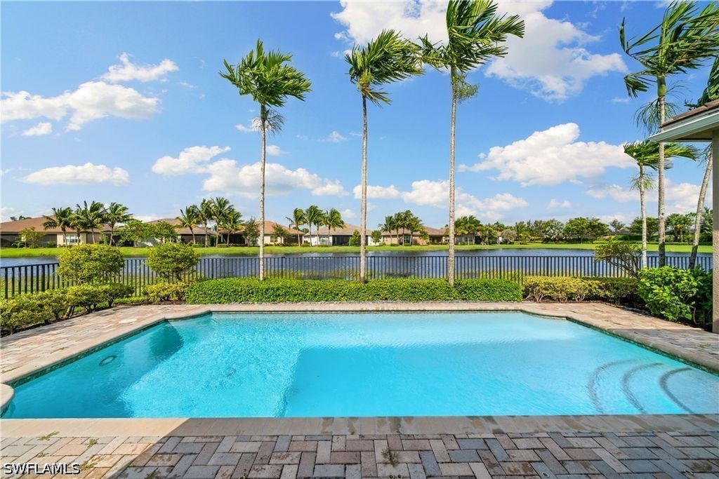 28365 Turin CT, Bonita Springs, FL 34135