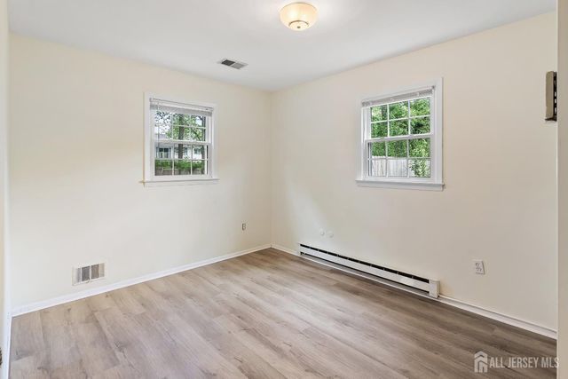 10 Woodruff Road, Edison, NJ 08820