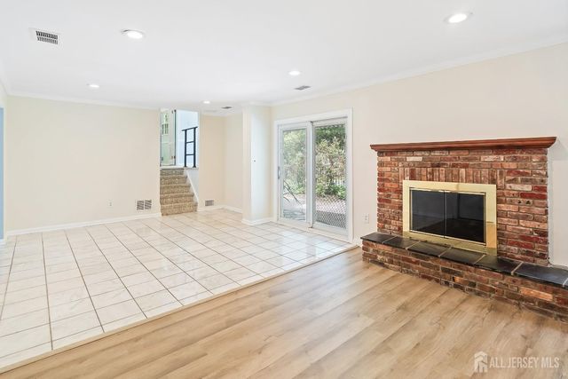 10 Woodruff Road, Edison, NJ 08820