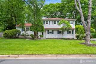 10 Woodruff Road, Edison, NJ 08820