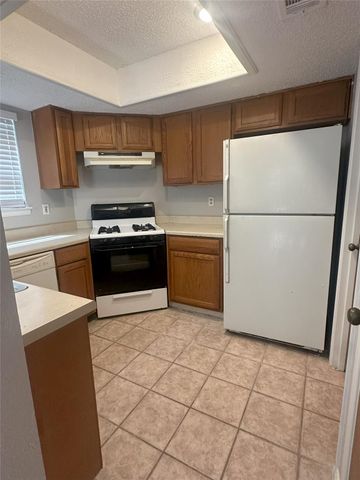 7800 Chimayo CV, Austin, TX 78729