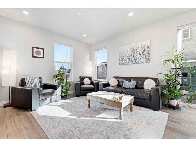 8453 Gladiola Ct A, Arvada, CO 80005