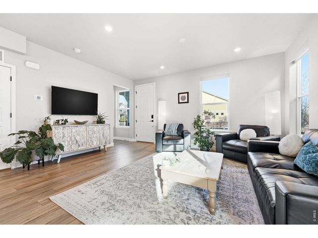 8453 Gladiola Ct A, Arvada, CO 80005