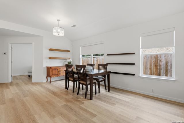 2339 Castello, San Antonio, TX 78259