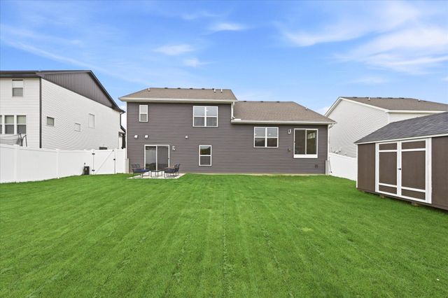 18001 Hidden Creek Trail, Lakeville, MN 55044