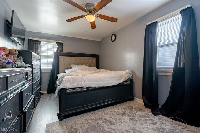 13905 Thraves Avenue, Garfield Heights, OH 44125