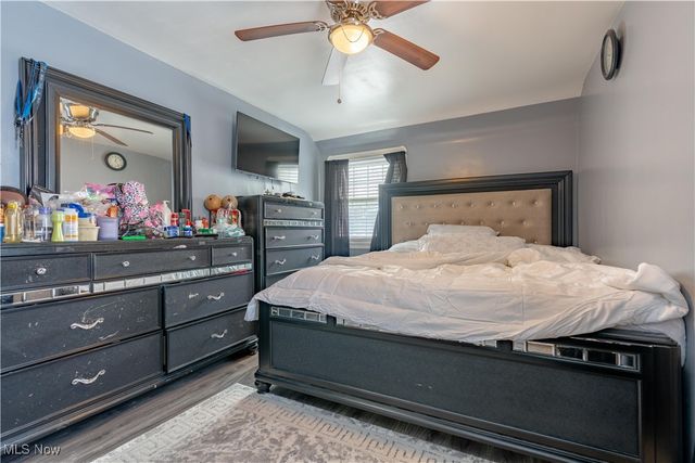 13905 Thraves Avenue, Garfield Heights, OH 44125