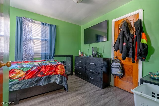 13905 Thraves Avenue, Garfield Heights, OH 44125