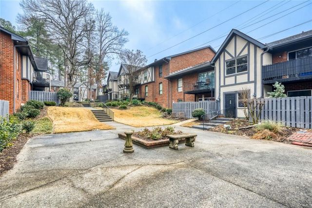 6851 Roswell Road A5, Atlanta, GA 30328