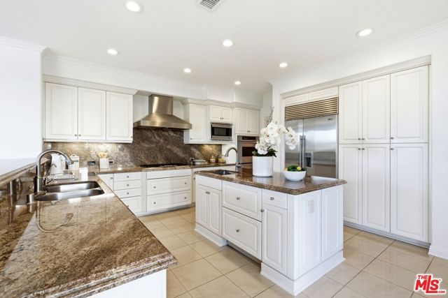 20274 Via Medici, Porter Ranch (los Angeles), CA 91326