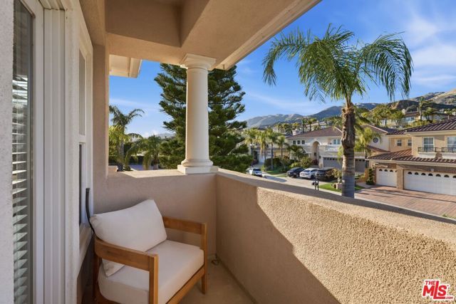 20274 Via Medici, Porter Ranch (los Angeles), CA 91326