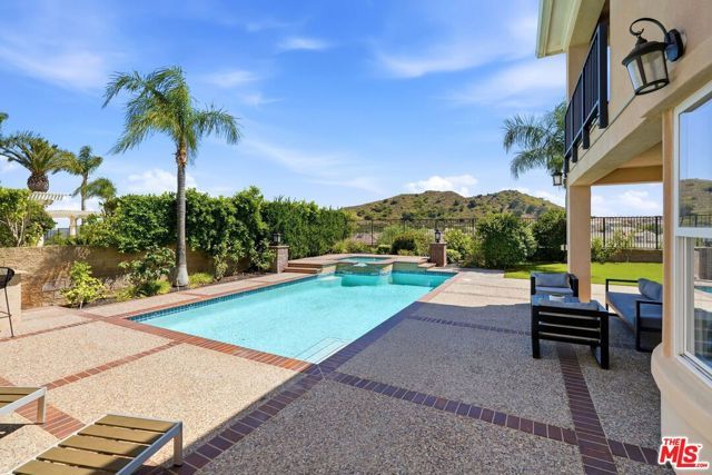 20274 Via Medici, Porter Ranch (los Angeles), CA 91326