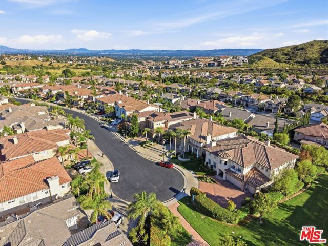 20274 Via Medici, Porter Ranch (los Angeles), CA 91326