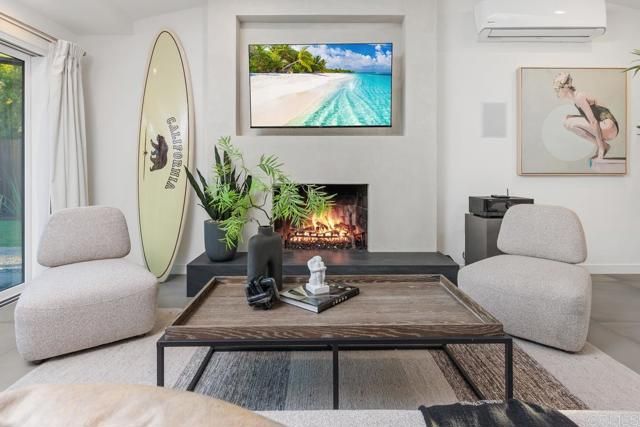 803 Saxony Road, Encinitas, CA 92024