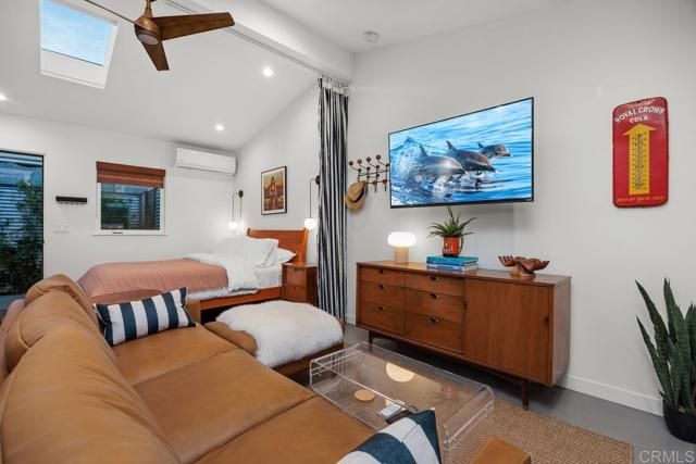 803 Saxony Road, Encinitas, CA 92024