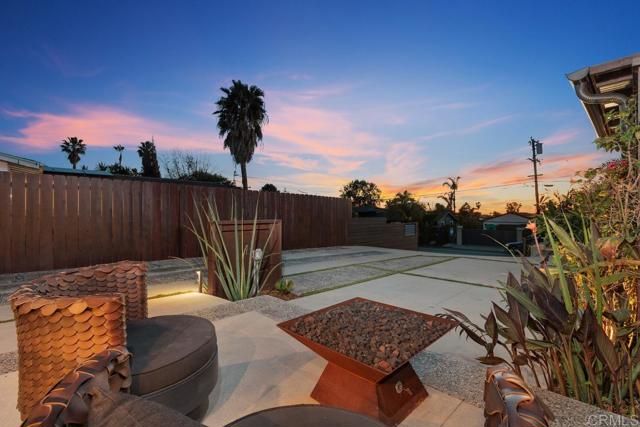 803 Saxony Road, Encinitas, CA 92024