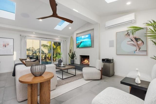 803 Saxony Road, Encinitas, CA 92024