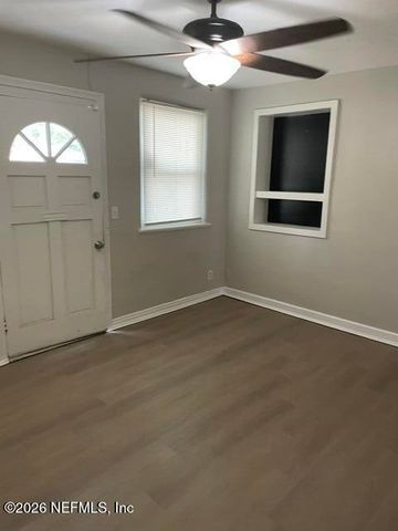 2331 HOLMES Street, Jacksonville, FL 32207