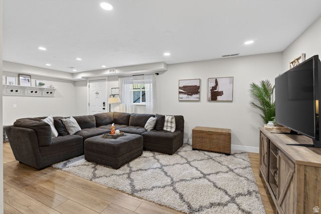 2257 E KARALEE WAY, Sandy, UT 84092