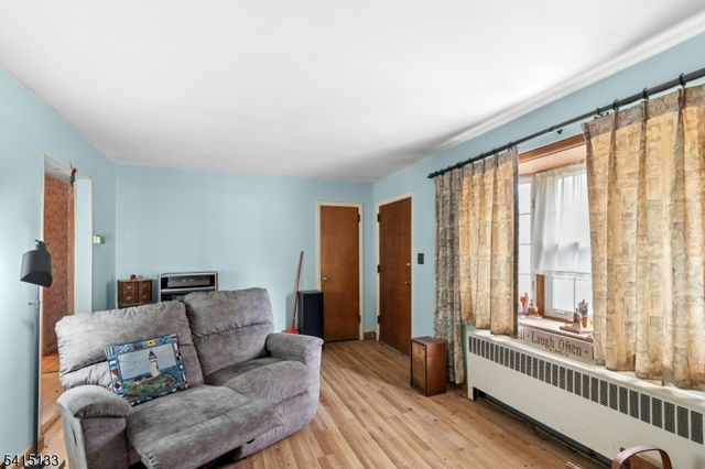 104 Warrenville Rd, Green Brook Twp., NJ 08812