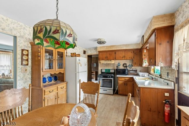 104 Warrenville Rd, Green Brook Twp., NJ 08812